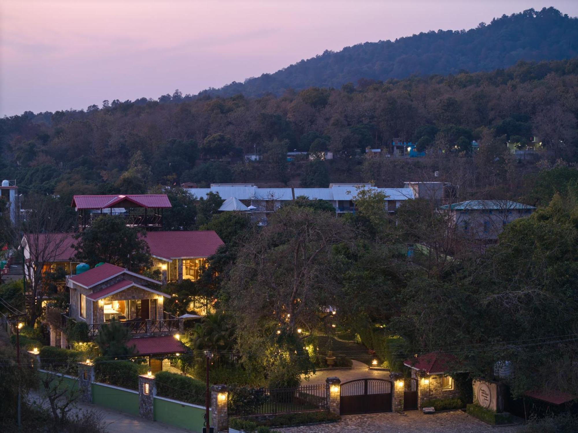 Tree Of Life Vanvilas Riveredge Corbett 兰纳加 外观 照片